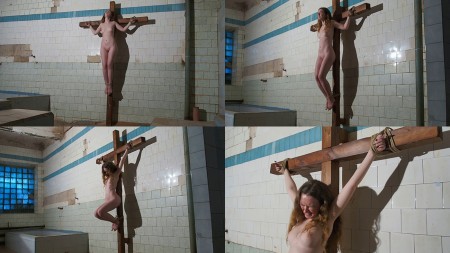 Crucifixion 35 Full HD - The ancient penalty....
Crucifixion is always painful.
And 2000 years ago. And today.
Times change but the misery remains.