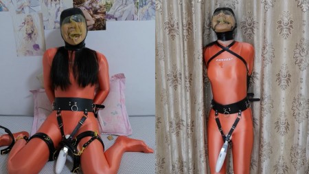 Xiaomeng Breathless Orgasm Training Part 1 - Xiaomeng hasn�t shown up for quite some time. After watching Xiaoyu-senpai undergoing challenges, games and punishment, Xiaomeng just can�t wait for her turn of breathplay.
Wearing a shining orange AMORESY catsuit, using special straps to hold a vibrator against her private parts, and getting her hands handcuffed, Xiaomeng was ready to accept an orgasm training under breathplay hoods!
Let�s start with something easy, a breathplay hood having a breathing hole. With both the stimulation from the vibrator and from the low oxygen and high carbon dioxide levels, Xiaomeng was quickly into the role and started moaning. Of course I wouldn�t make the training so easy. From time to time I sealed the breathing hole of the hood to expose her to an even higher carbon dioxide level, and when the hole was reopened again, the sudden increase of oxygen undoubtedly brought her pleasure to a next level�
Xiaomeng was not yet satisfied after the first round of training. In the second round, she asked me for stricter restraint and stronger stimulation, so I used an armbinder and a breathplay hood with no breathing hole on her. This hood was obviously more powerful. With the stimulation from the vibrator (now in a stronger level) and from the even lower oxygen level, Xiaomeng reached an extremely strong orgasm and can�t stand steadily anymore. I think if I hadn�t removed her hood in time, she would definitely have gone blackout again.
Afterwards, Xiaomeng said that she liked this feeling very much, so let�s look forward to a sequel together!